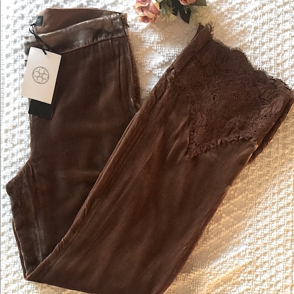 CARLISLE Collection Harmony Velvet Pants - Picture 2 of 12